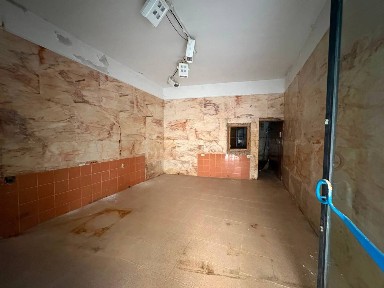 Locale commerciale in Affitto