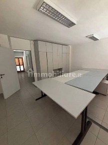 Ufficio - Studio in Affitto