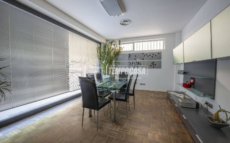 Laboratorio in Vendita