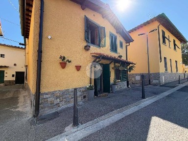 Firenze, Brozzi, Via della nave di brozzi
