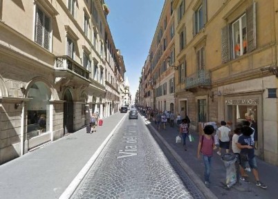 Locale commerciale in Affitto