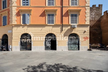Cocktail bar in Affitto