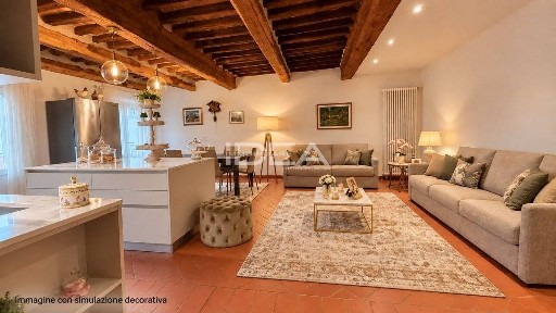 Appartamento via Galli Tassi, Piazza Napoleone - San Michele, Lucca