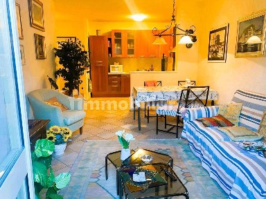 Trilocale ottimo stato, secondo piano, Centro, Viareggio