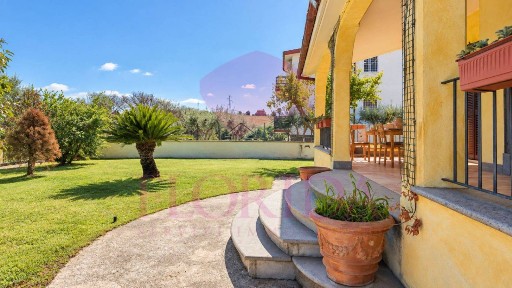Villa unifamiliare via Presenzano, Trigoria, Roma