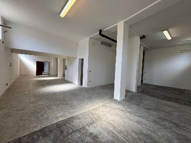 Magazzino - Deposito in Affitto