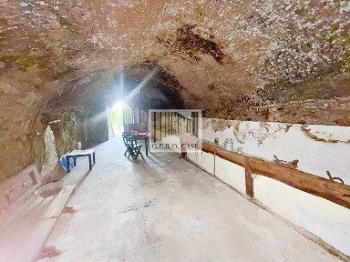 Magazzino - Deposito in Vendita