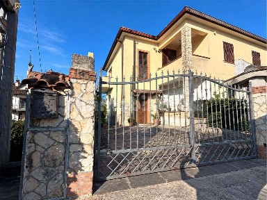 Appartamento all'asta via Starnelle 5, Ceccano