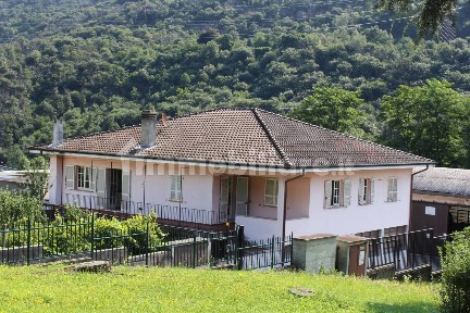 Villa a schiera via Novara 1/29, Gabbio Cereda Ramate, Casale Corte Cerro