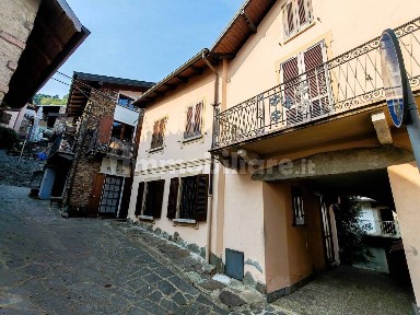 Stresa, Vicolo della Latteria, 6