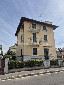 Bollate, Via Fratelli Bandiera