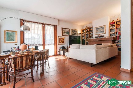 Villa unifamiliare via Monte Resegone, Centro, Arese