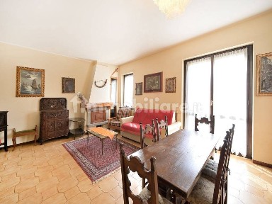 Villa bifamiliare via Luigi Canonica, Abbiategrasso