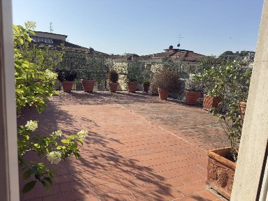 Attico via delle Cento Stelle, Campo di Marte, Firenze