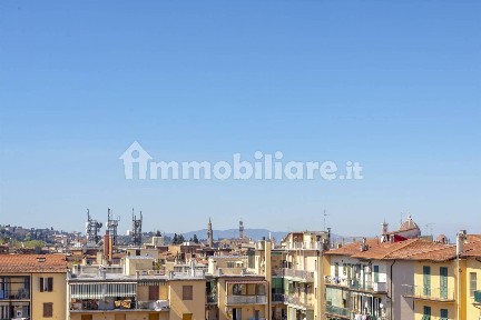 Attico Lungarno Cristoforo Colombo, Alberti - Bellariva, Firenze