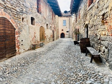 Rifugio piazza Castello 31, Candelo
