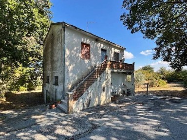Tavenna, Strada Interpoderale Ballonicci Peticone