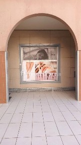 Locale commerciale in Vendita
