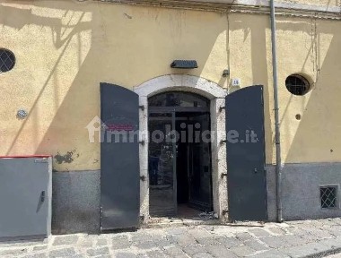 Negozio all'asta via Antonio De Curtis 1, Melfi