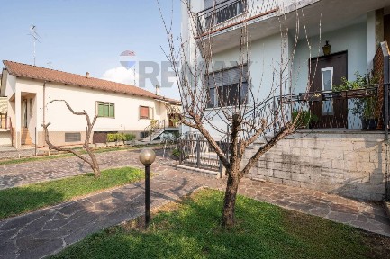 Villa a schiera 5 locali, buono stato, Eremo, Curtatone