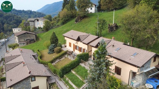 Villa a schiera via dei Ciliegi 9, Cornalba