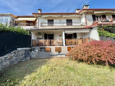 Villa a schiera Sanda Case Spesse, Bianzano