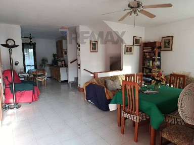 Villa a schiera via del Trai 4, Misano di Gera d'Adda
