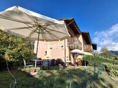 Villa a schiera via degli Abeti, Brugai, Onore
