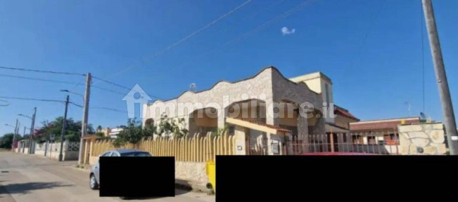 Villa all'asta A. Banchieri, Statte