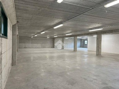 Magazzino - Deposito in Affitto