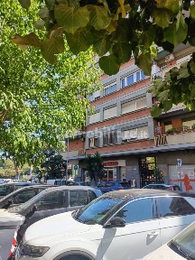 Trilocale via delle Gondole, Ostia Ponente, Roma