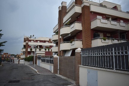 Bilocale via Fratelli Cervi 35, Santa Maria delle Mole, Marino