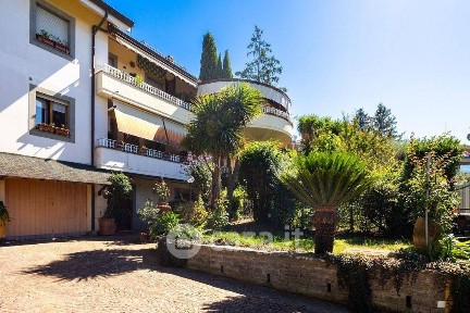 Appartamento via Catullo, Centro Storico, Albano Laziale