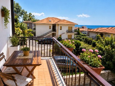 Bilocale via Litteri 258, Aci Trezza, Aci Castello