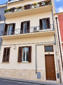 Bilocale via Bronte, Gioeni, Catania