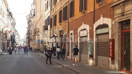Appartamento da ristrutturare, su più livelli, Piazza del Popolo, Roma