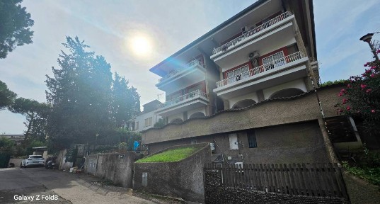 Bilocale via Bruno Bruni, Tomba di Nerone, Roma