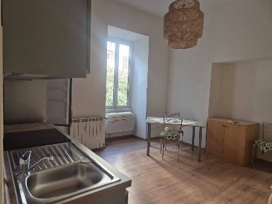 Trilocale via Bu Meliana, Piazzale degli Eroi, Roma