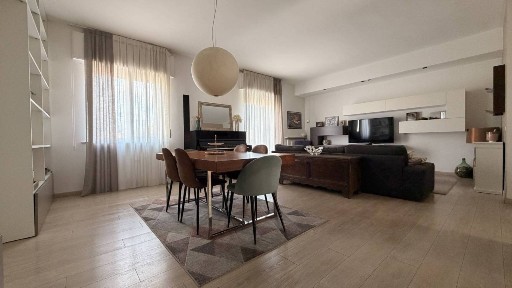 Appartamento via Francesco Crotti 24, Dante - Cheope, Piacenza