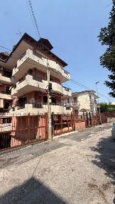 Quadrilocale via Puoti, Colonne - San Vito, Giugliano in Campania