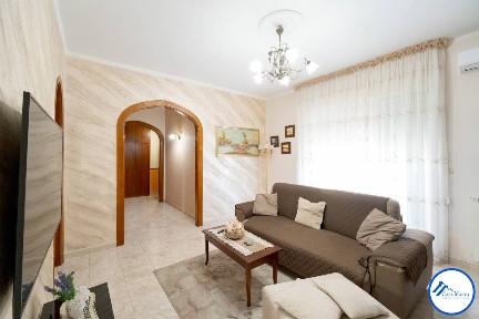 Trilocale via Benedetto Croce 28, Arzano