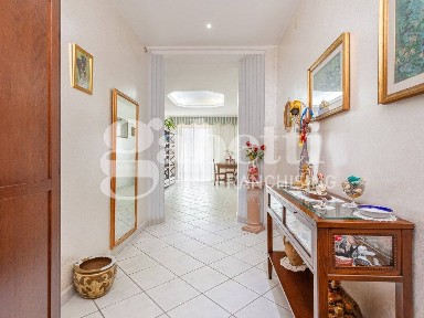 Trilocale via Svizzera 23, Centro, Marano di Napoli