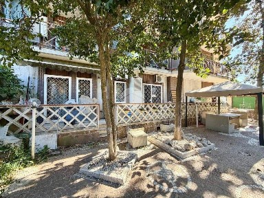 Quadrilocale via san domenico 18, Vomero, Napoli