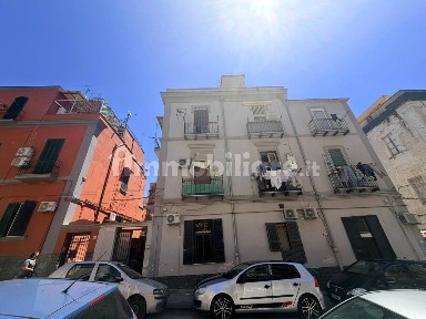 Trilocale via Enea 66, Bagnoli, Napoli