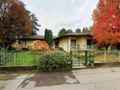 Villa all'asta via Maria Grazia Deledda, 20, Agrate Brianza