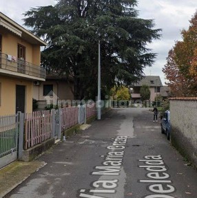 Villa all'asta via Grazia Deledda, Agrate Brianza