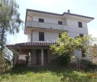 Villa all'asta viale Alcide De Gasperi, 1, Monte San Pietrangeli