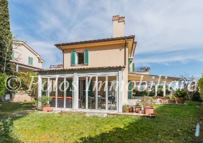 Porto San Giorgio, Via Gino Nibbi, 22