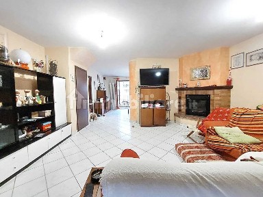 Villa unifamiliare via Giacomo Leopardi, 8, Centro, Ortezzano