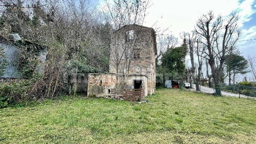 Montappone, Via Giacomo Leopardi, 21